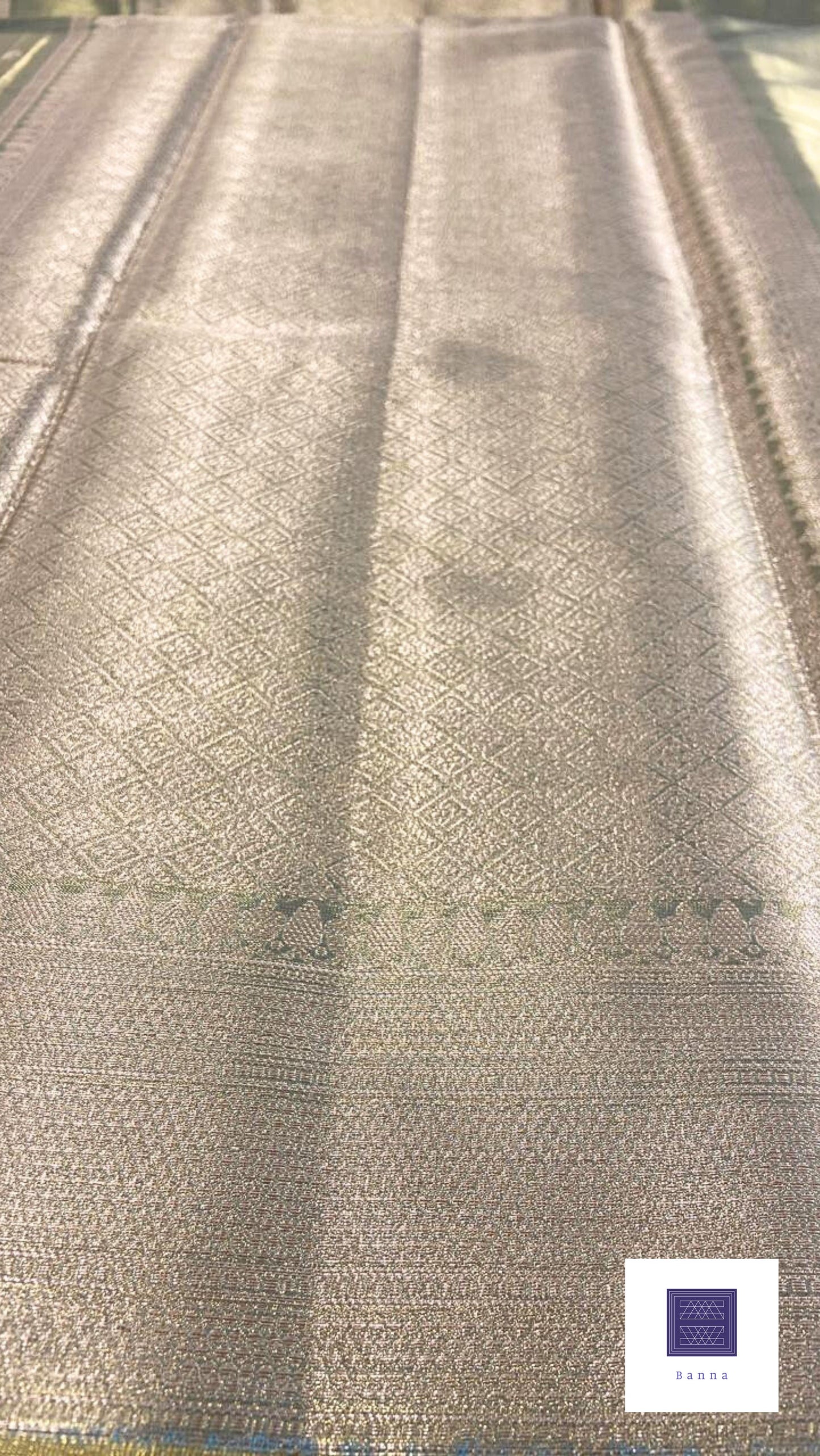 Vertical Glass Tissue Saree - Green and Gold