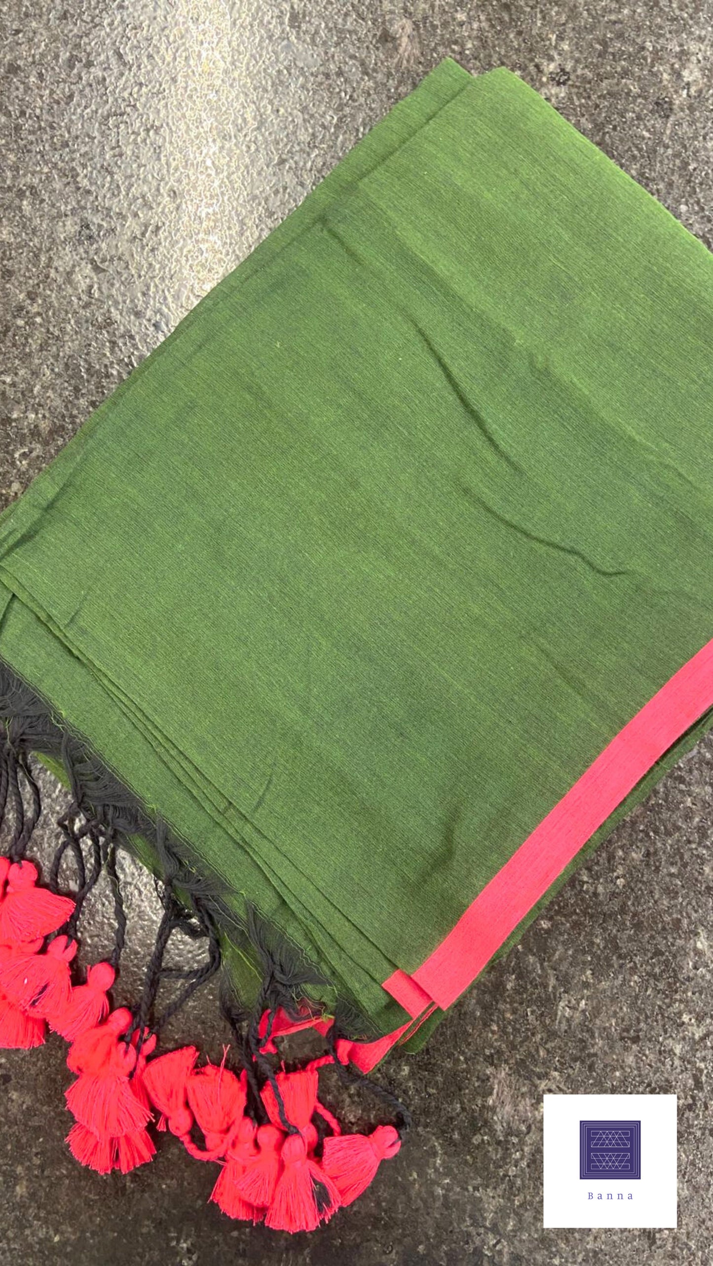 Soft Mul Cotton saree - Dark Green with Reddish Pink border