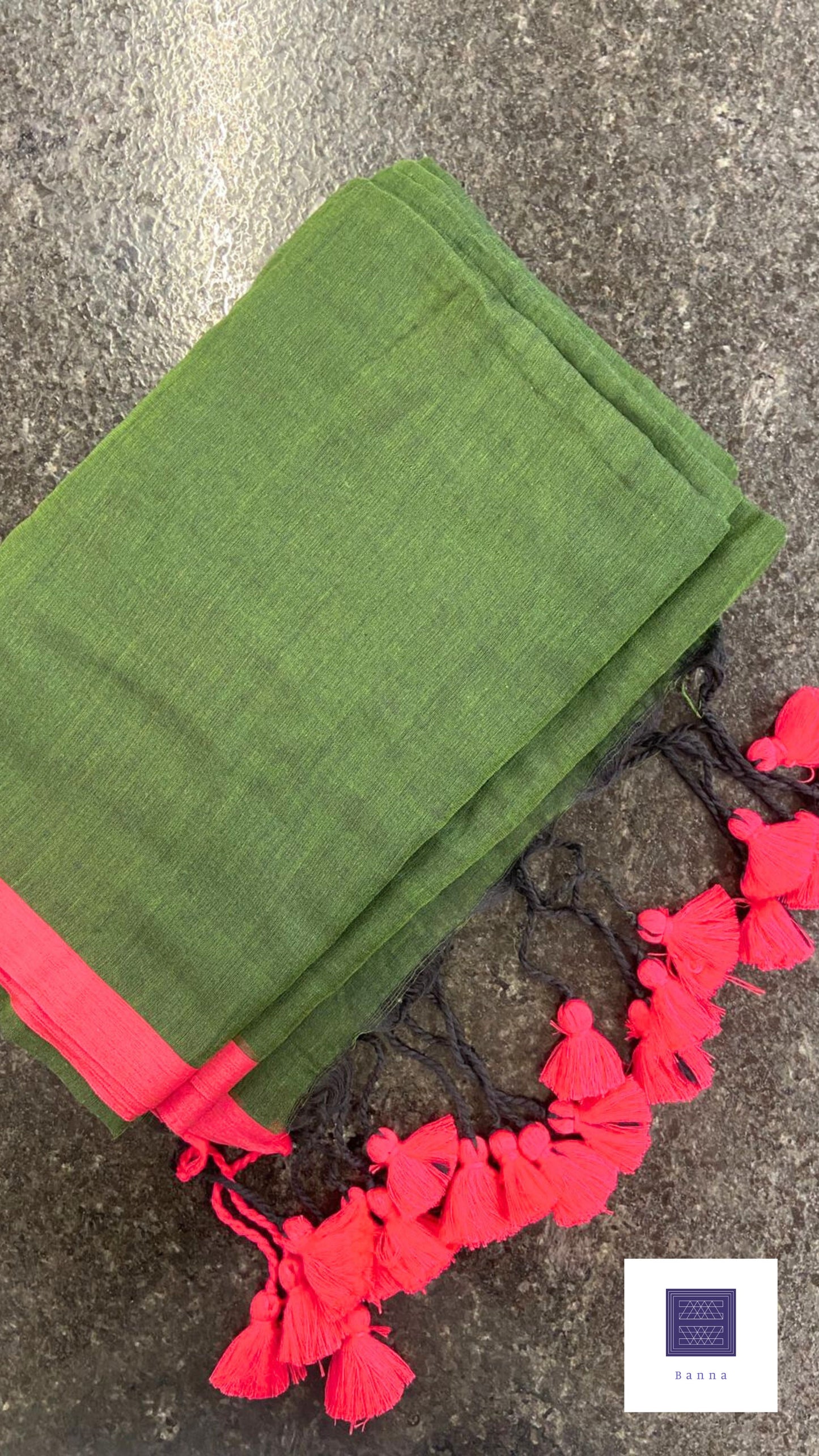 Soft Mul Cotton saree - Dark Green with Reddish Pink border