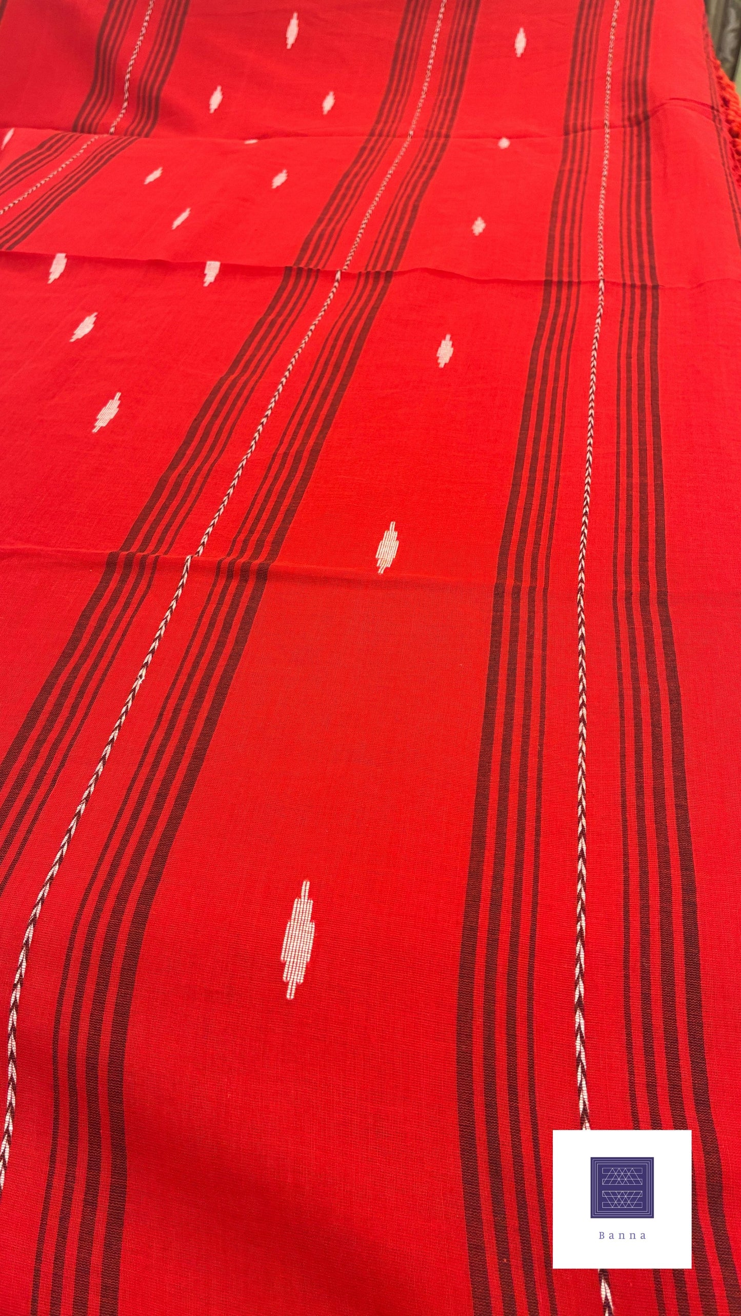 Pure Mul Cotton Saree with Jamdhani handwork - Red