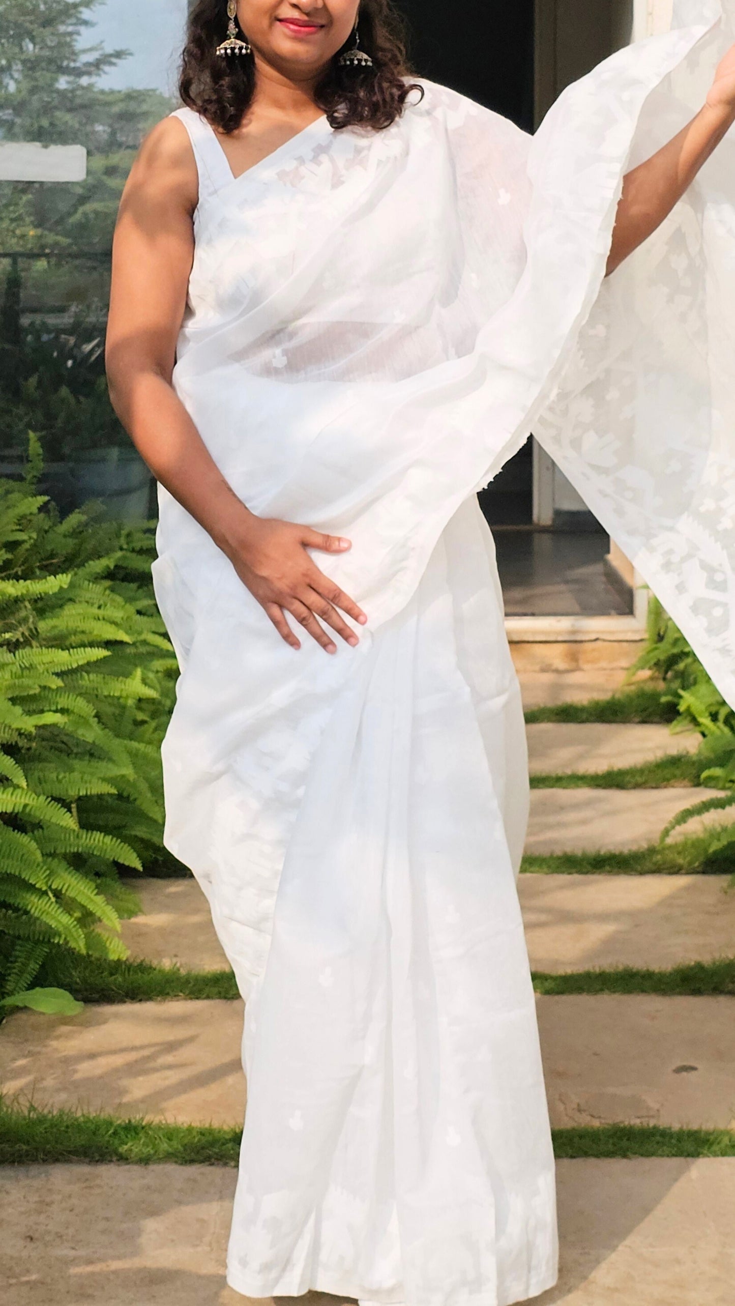 Cotton Jamdani Saree - White