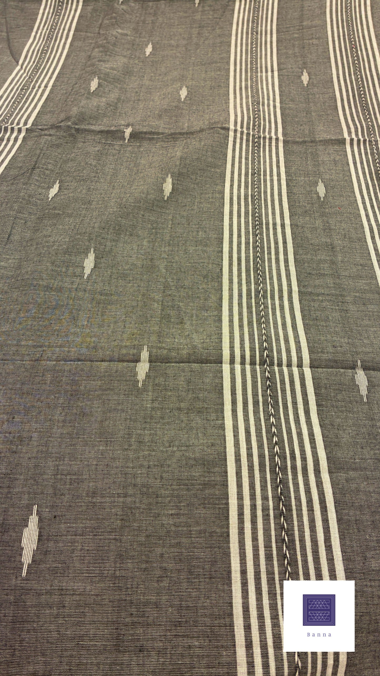 Pure Mul Cotton Saree with Jamdhani handwork - Grey