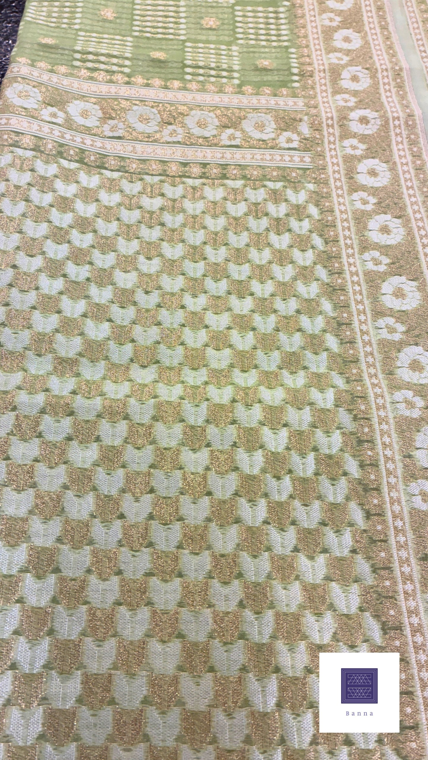 Handloom Jamdhani Cotton Saree - Pista Green