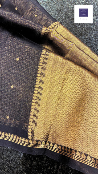 Pure Kora Silk with simple border and small buttas - Black