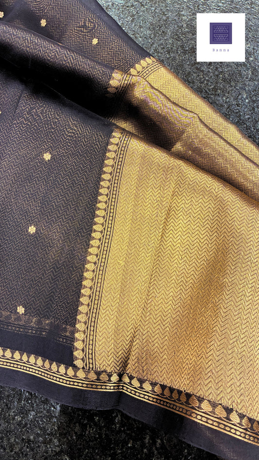 Pure Kora Silk with simple border and small buttas - Black