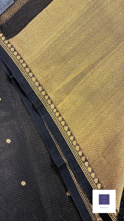 Pure Kora Silk with simple border and small buttas - Black