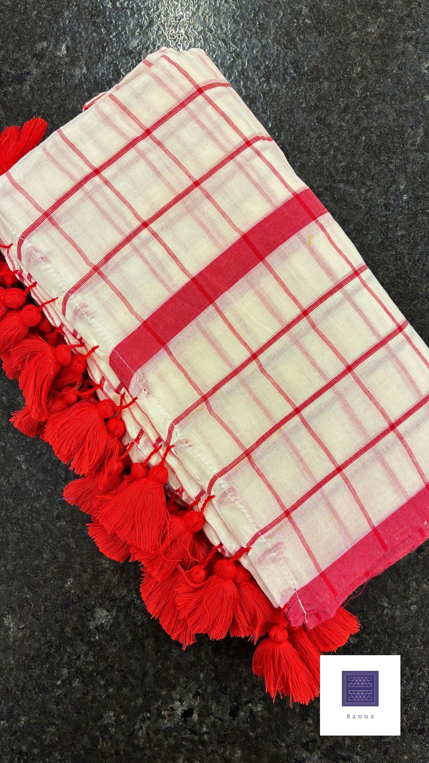 Soft Mul Cotton saree - cream with red checks