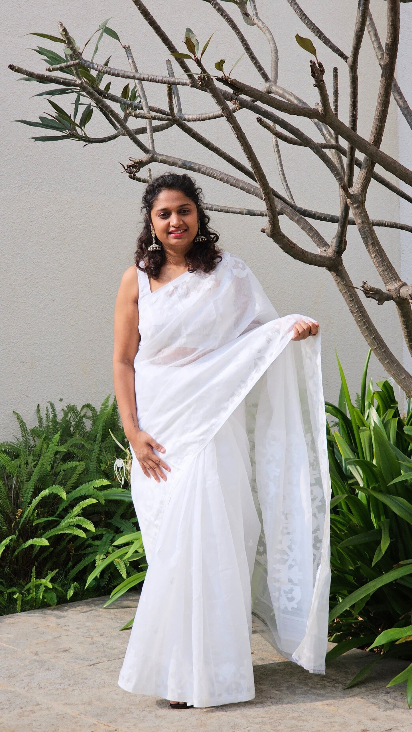 Cotton Jamdani Saree - White