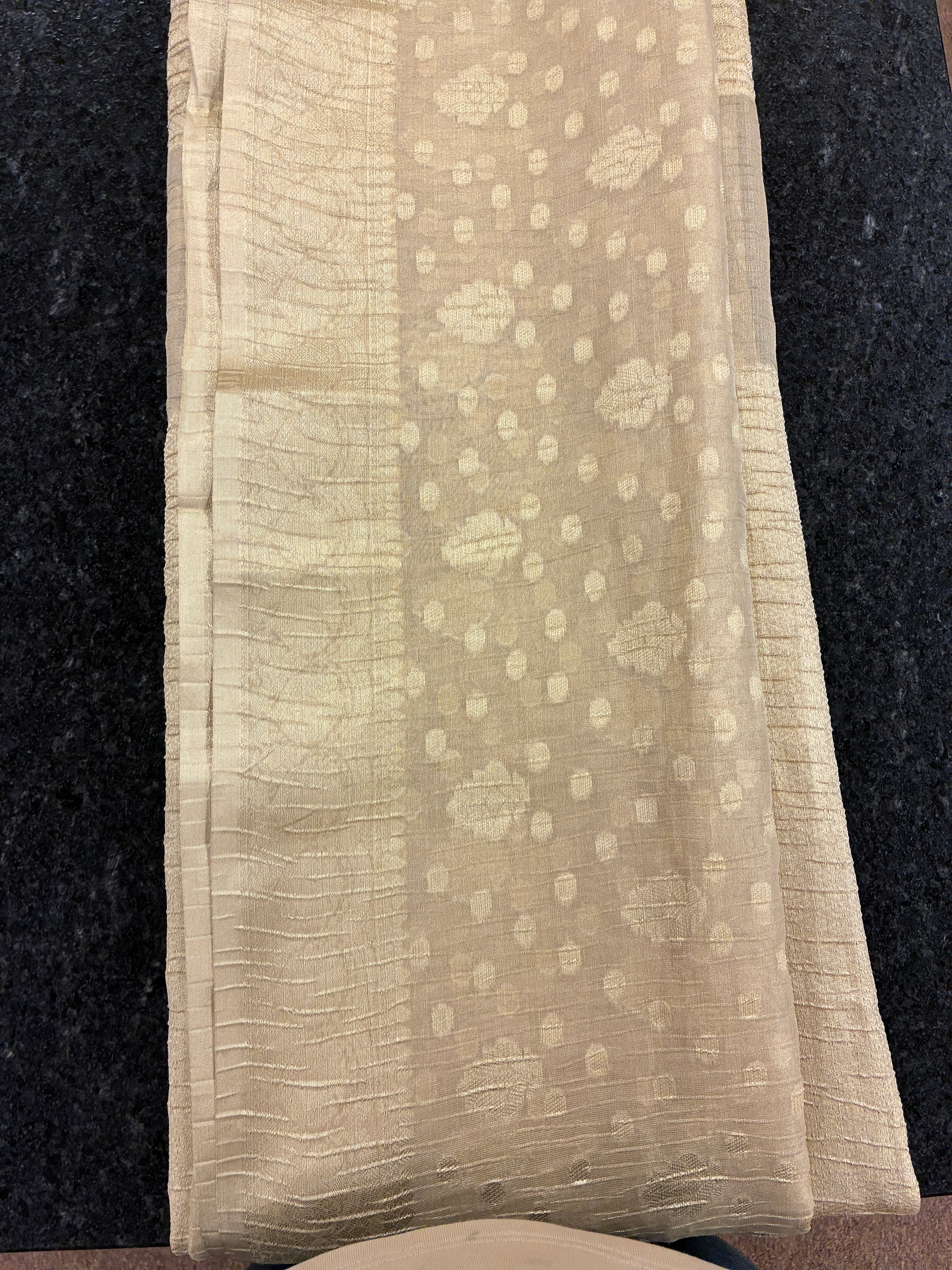 Banarasi Crush Tissue Saree in butti pattern- Gold and Cream