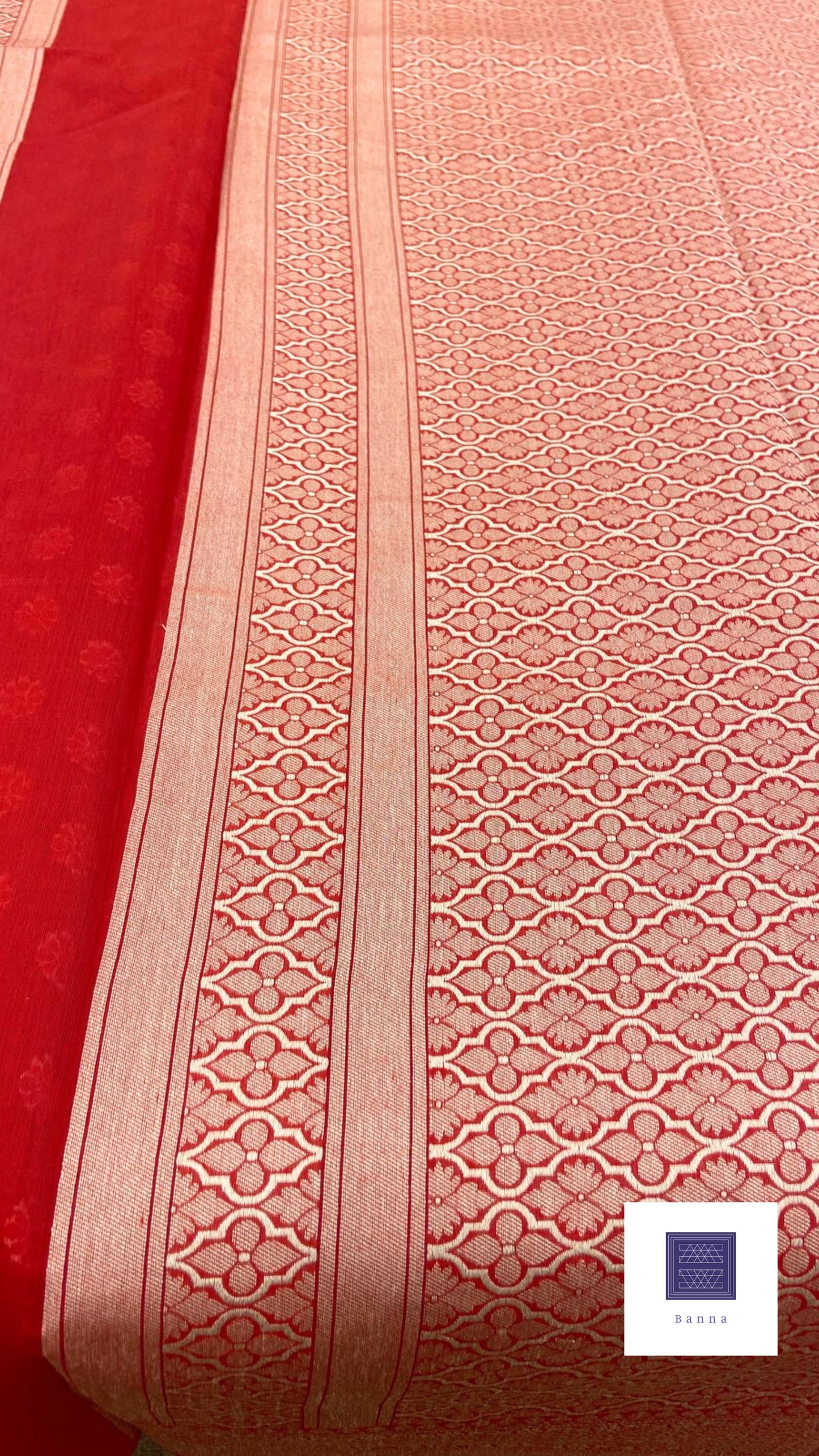 Cotton Saree with thread weaving - Red