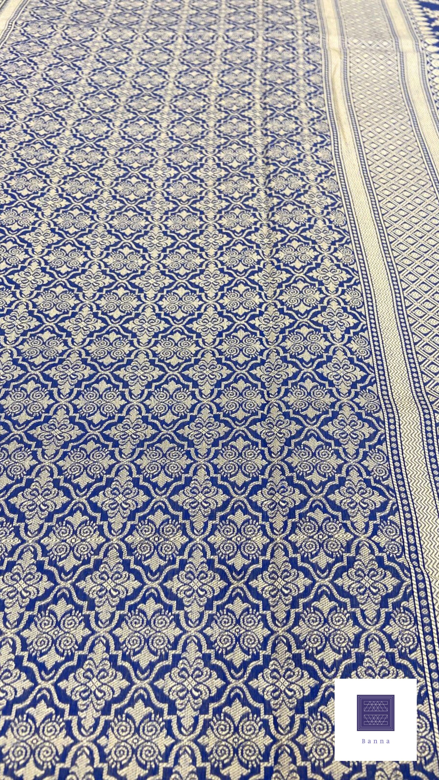 Cotton Saree with thread weaving - Royal Blue