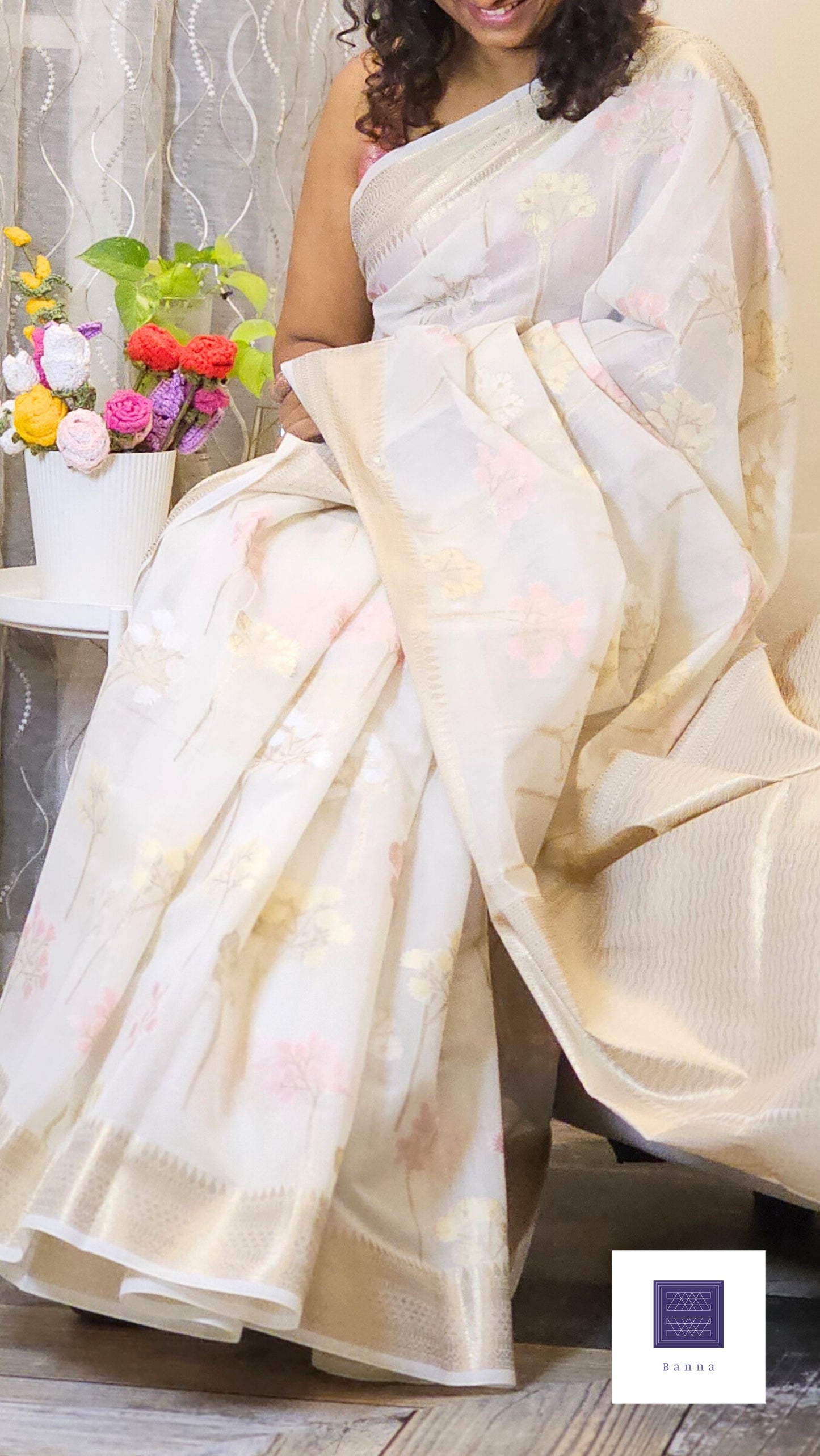 Banarasi cotton saree with floral weaving - Off White