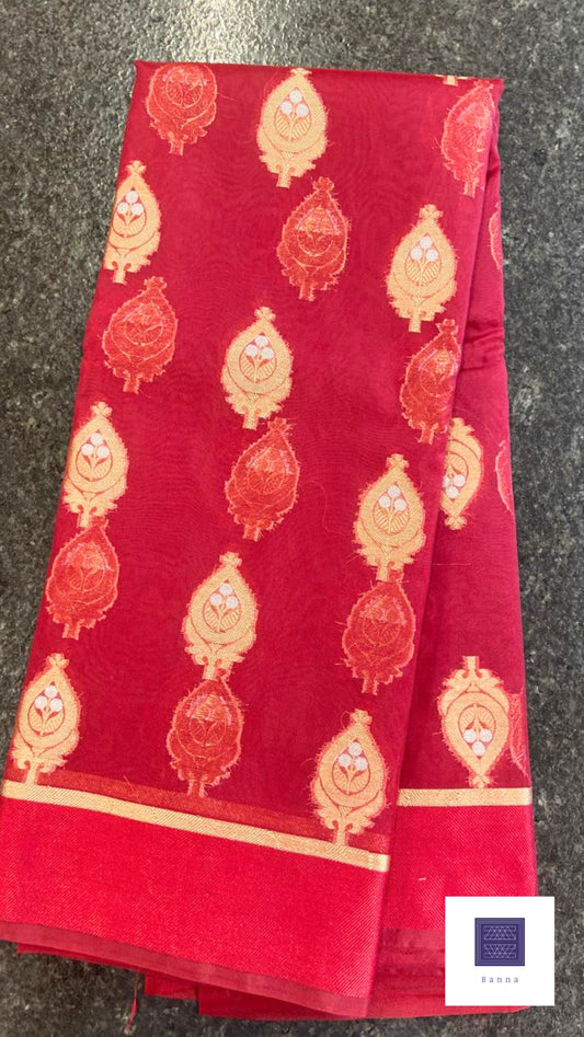 Traditional Banarasi Weaving in Organza - Maroon