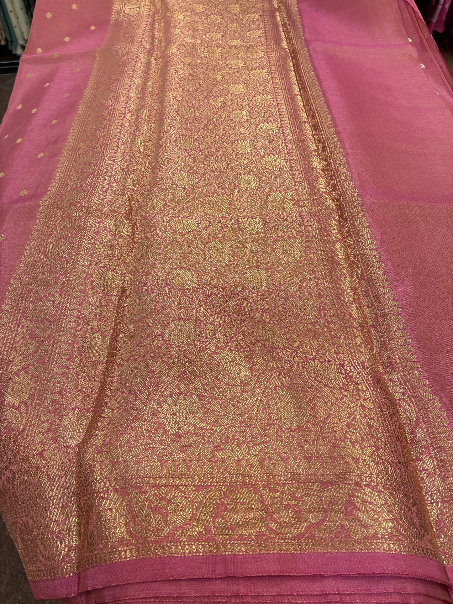 Tissue Silk woven traditional Banarasi saree - Pink