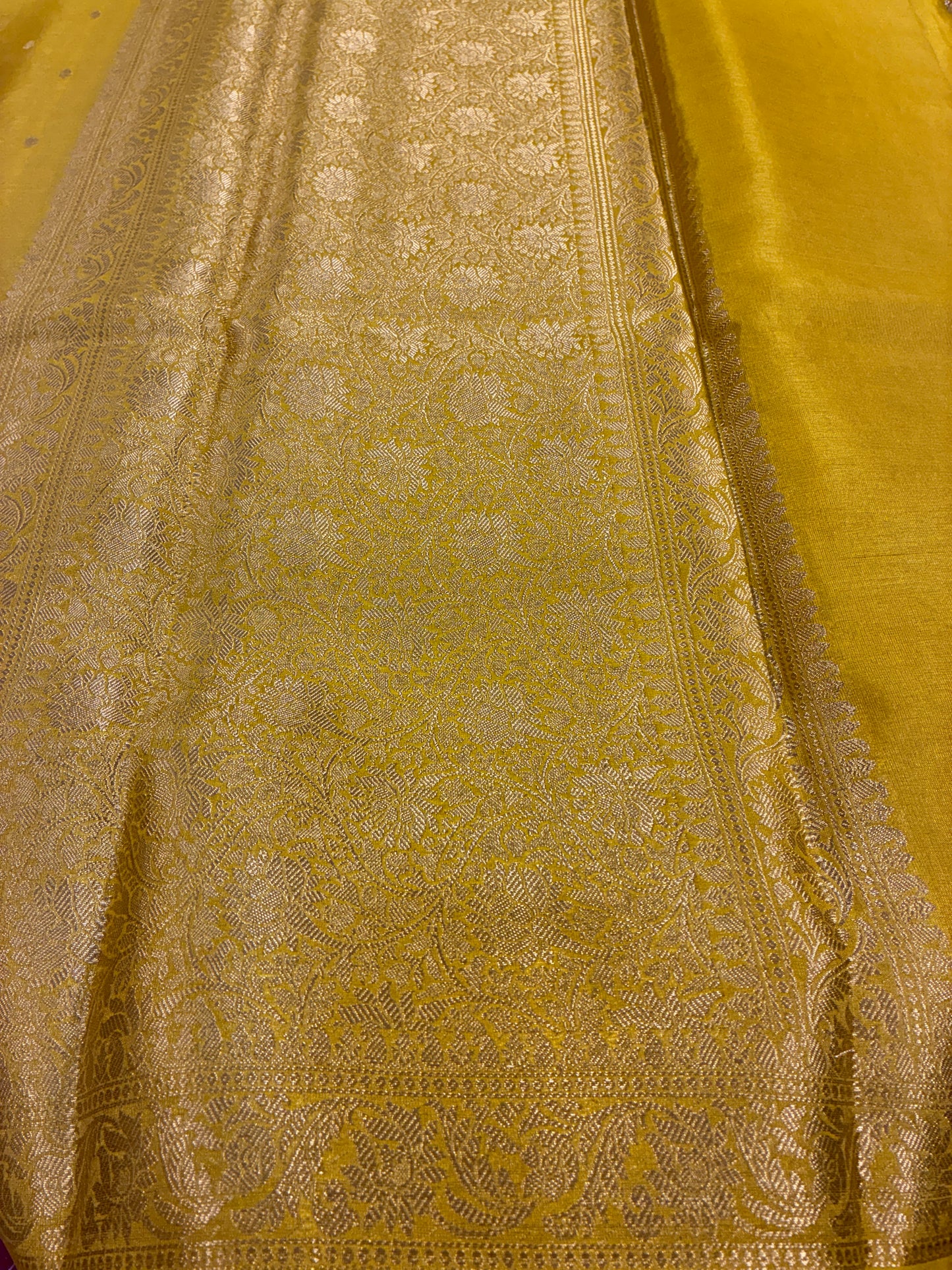 Tissue Silk woven traditional Banarasi saree - Yellow
