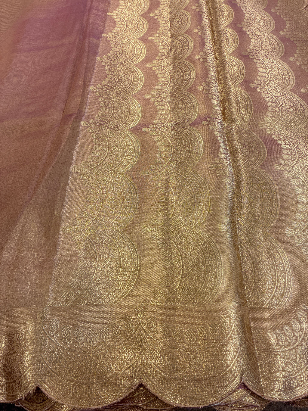 Glam tissue saree with Scallop - Pink